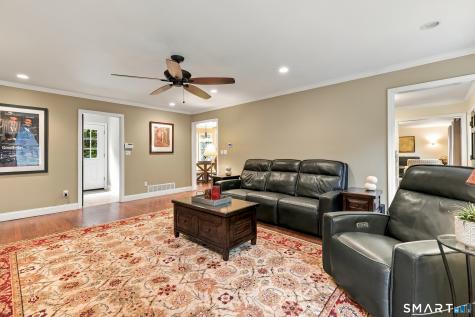 26 Oakhurst Road Simsbury CT 06070