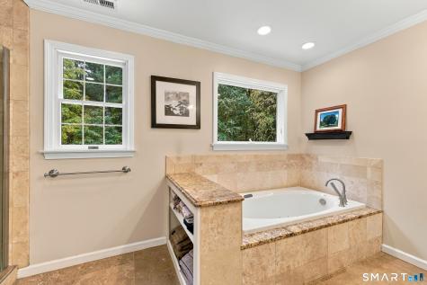 26 Oakhurst Road Simsbury CT 06070