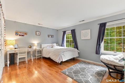 26 Oakhurst Road Simsbury CT 06070