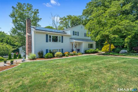 33 Wayne Drive East Lyme CT 06333