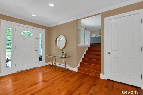33 Wayne Drive East Lyme CT 06333