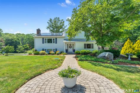 33 Wayne Drive East Lyme CT 06333
