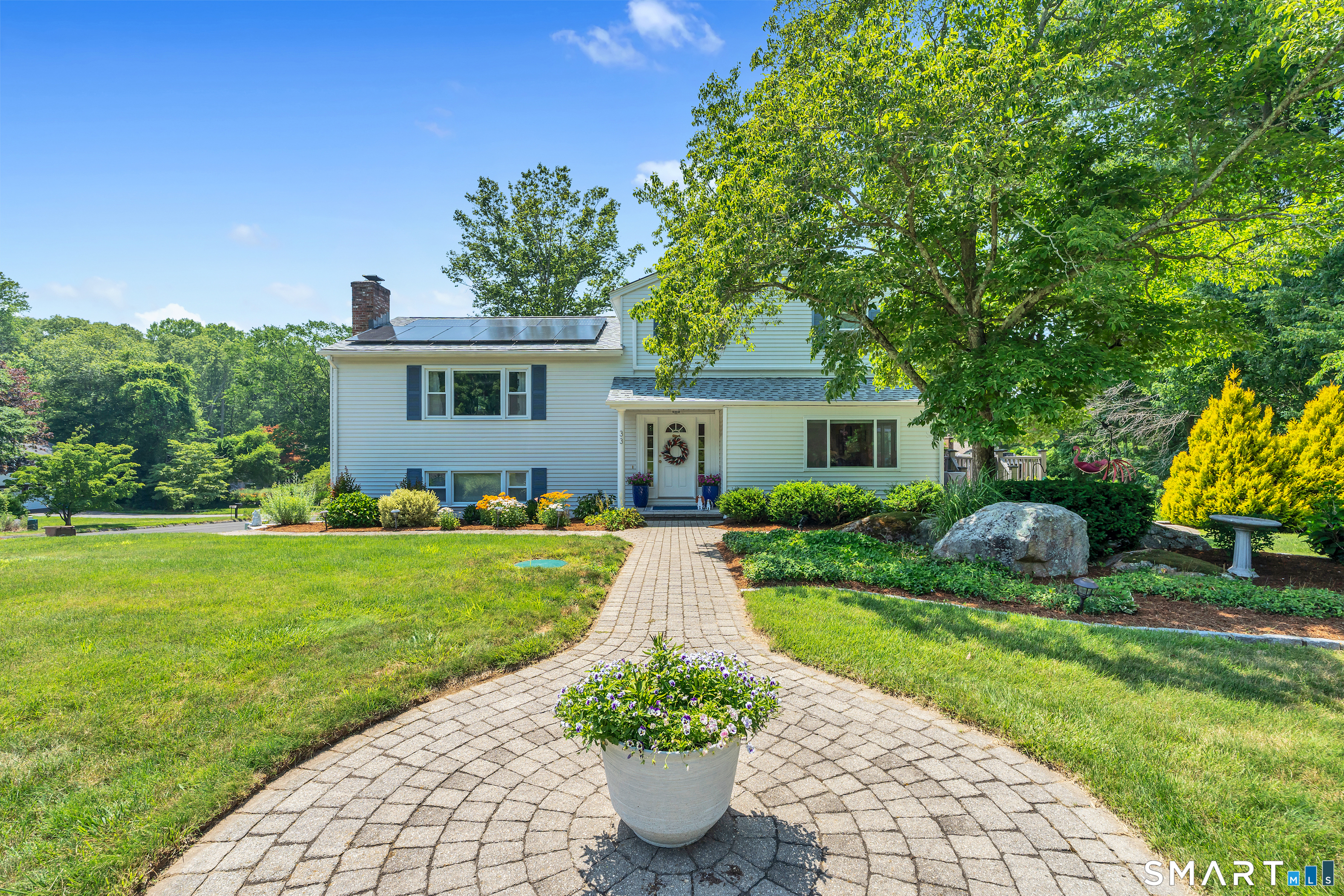 33 Wayne Drive East Lyme CT 06333