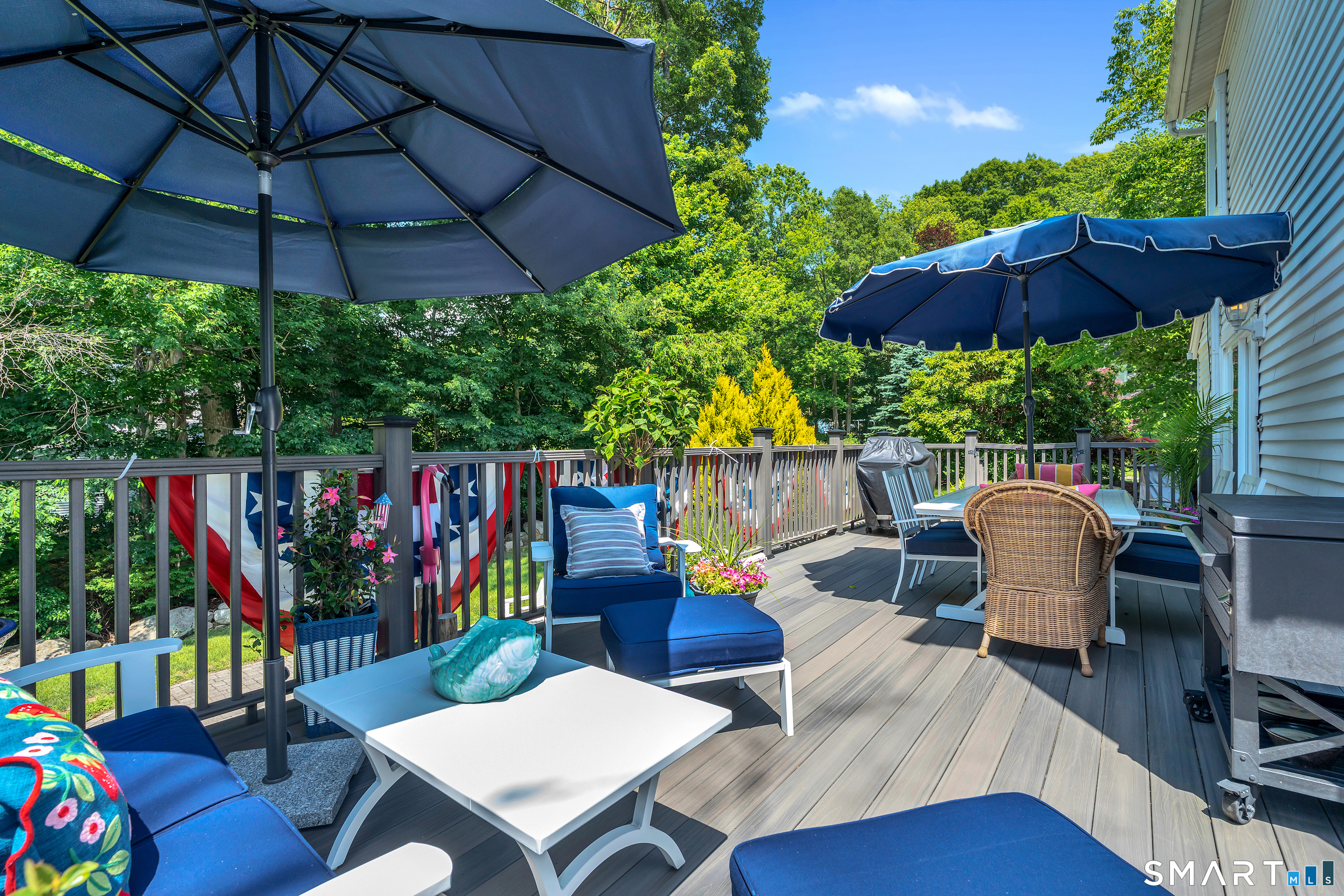 33 Wayne Drive East Lyme CT 06333