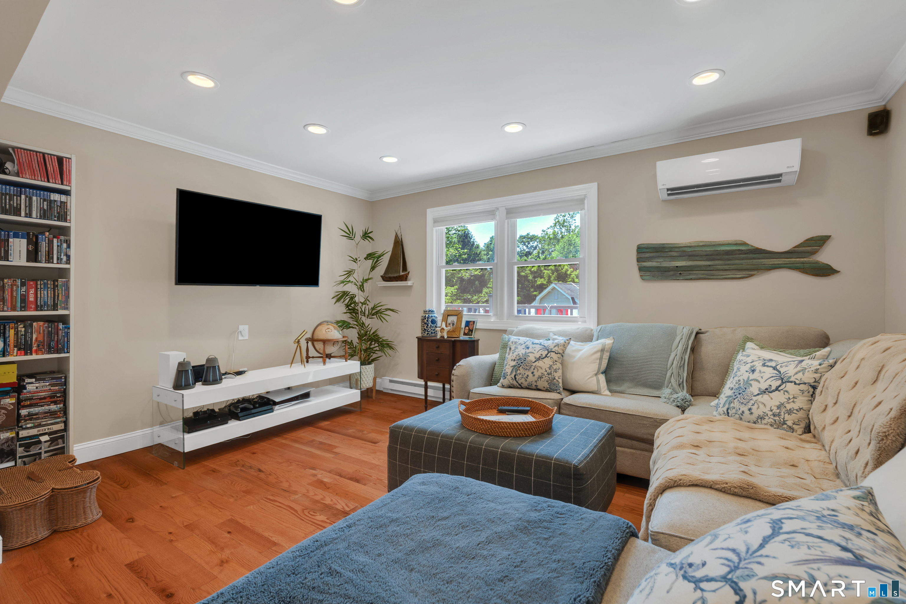 33 Wayne Drive East Lyme CT 06333