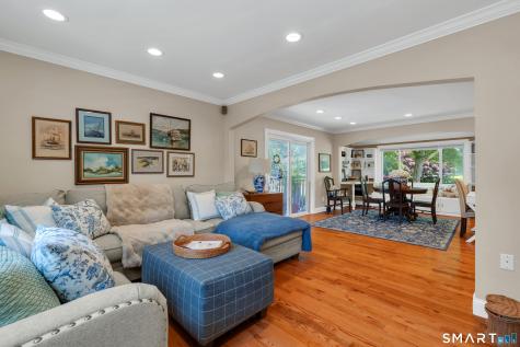 33 Wayne Drive East Lyme CT 06333