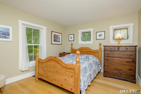 93 Holmes Road Pomfret CT 06259