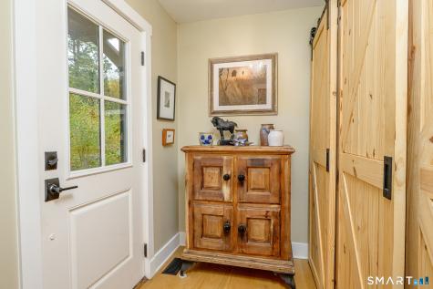 93 Holmes Road Pomfret CT 06259