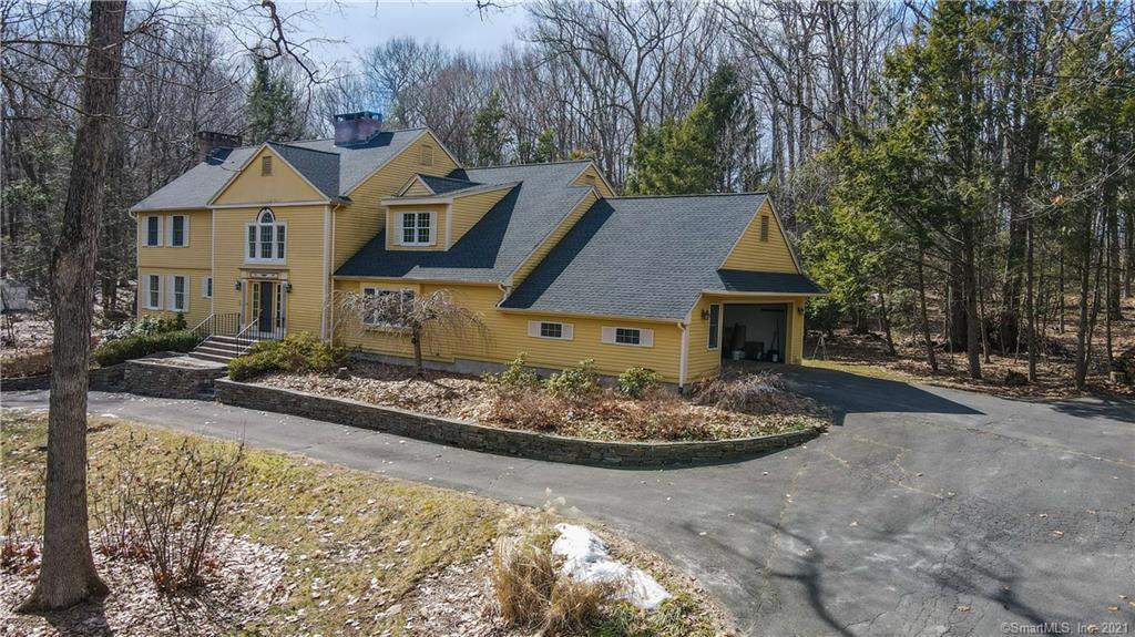 33 Metacomet Road Farmington CT 06032
