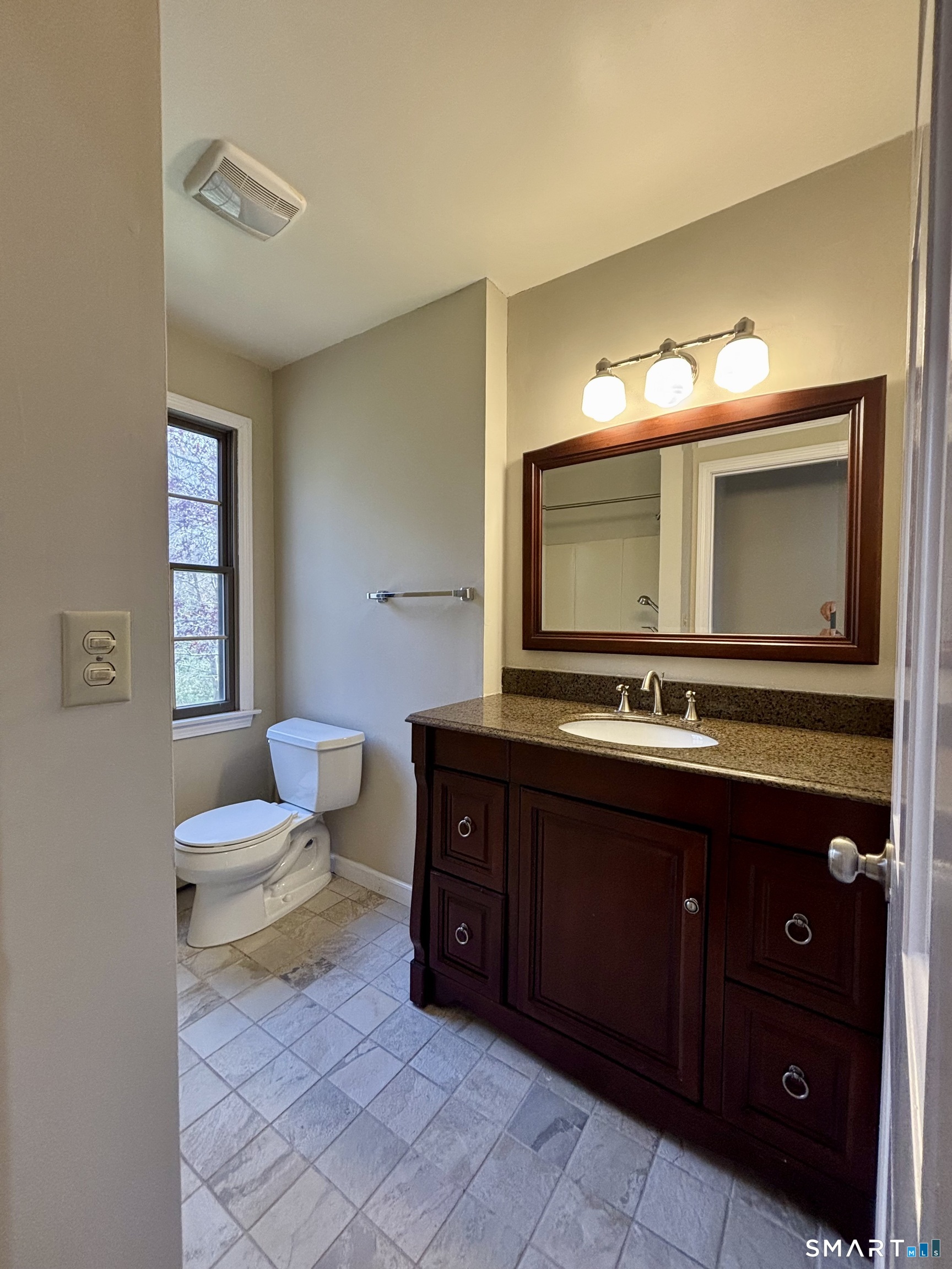 270 North Bride Brook Road East Lyme CT 06333