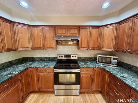 270 North Bride Brook Road East Lyme CT 06333