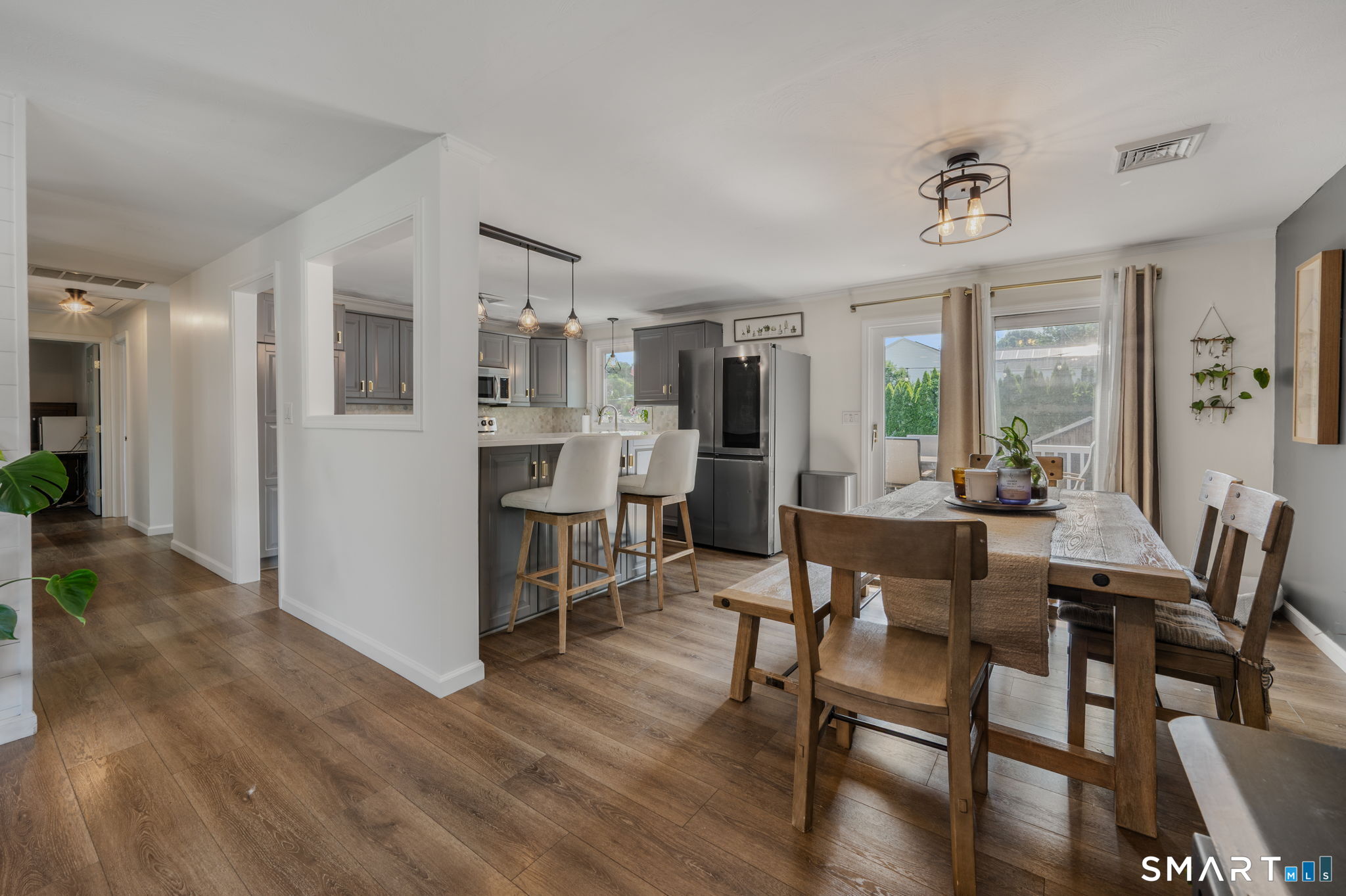 11 Savi Avenue Waterford CT 06385