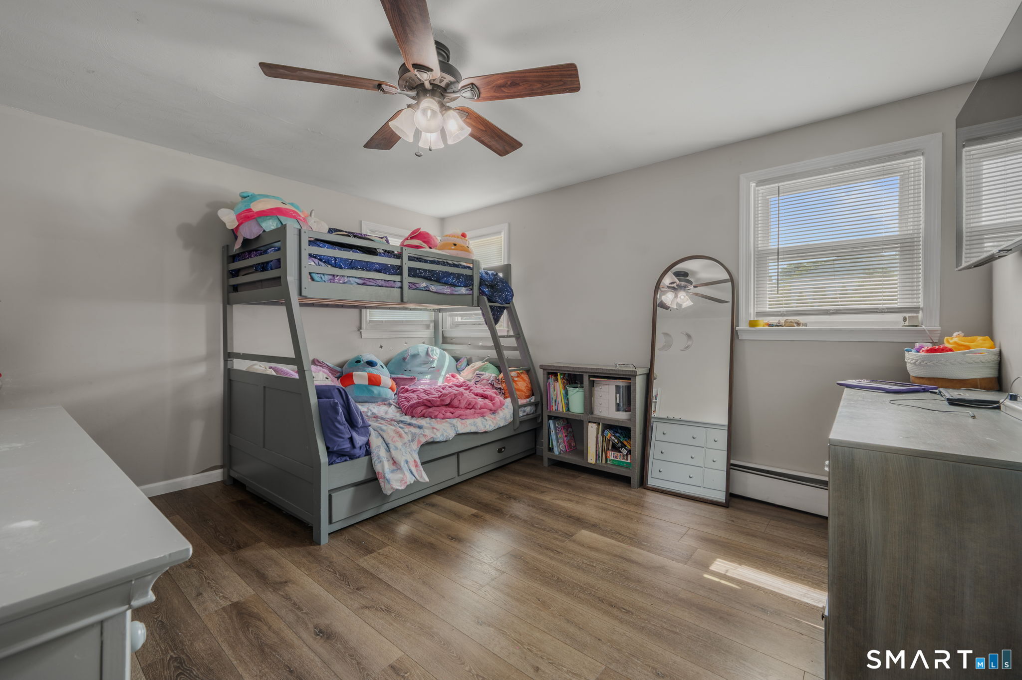 11 Savi Avenue Waterford CT 06385