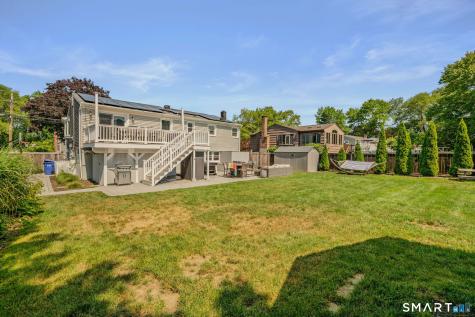 11 Savi Avenue Waterford CT 06385