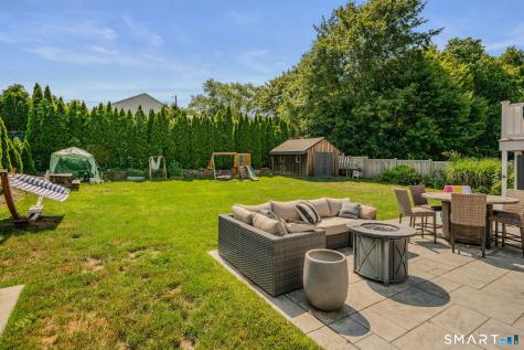 11 Savi Avenue Waterford CT 06385