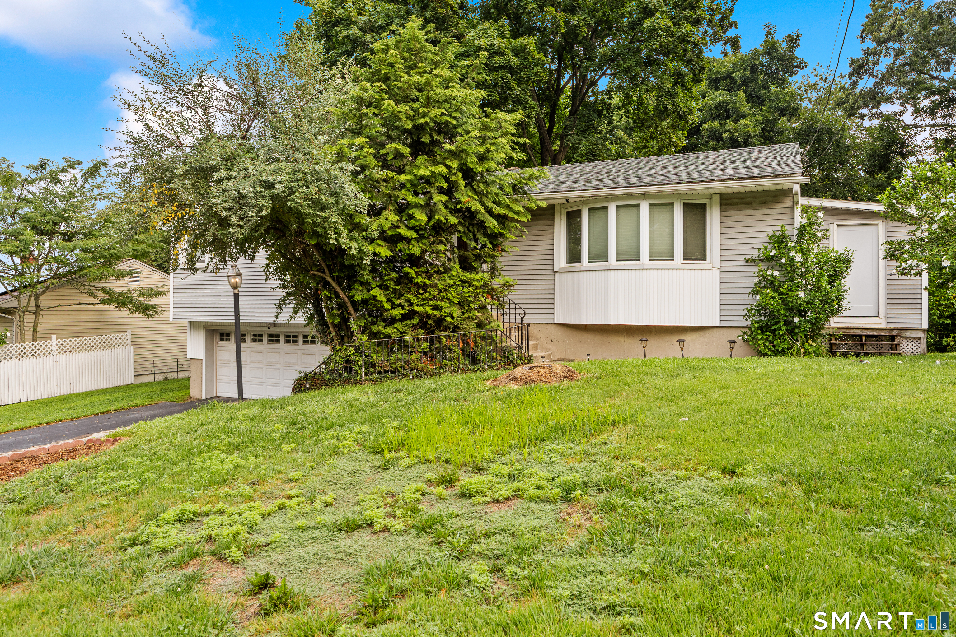 123 Windy Drive Waterbury CT 06705