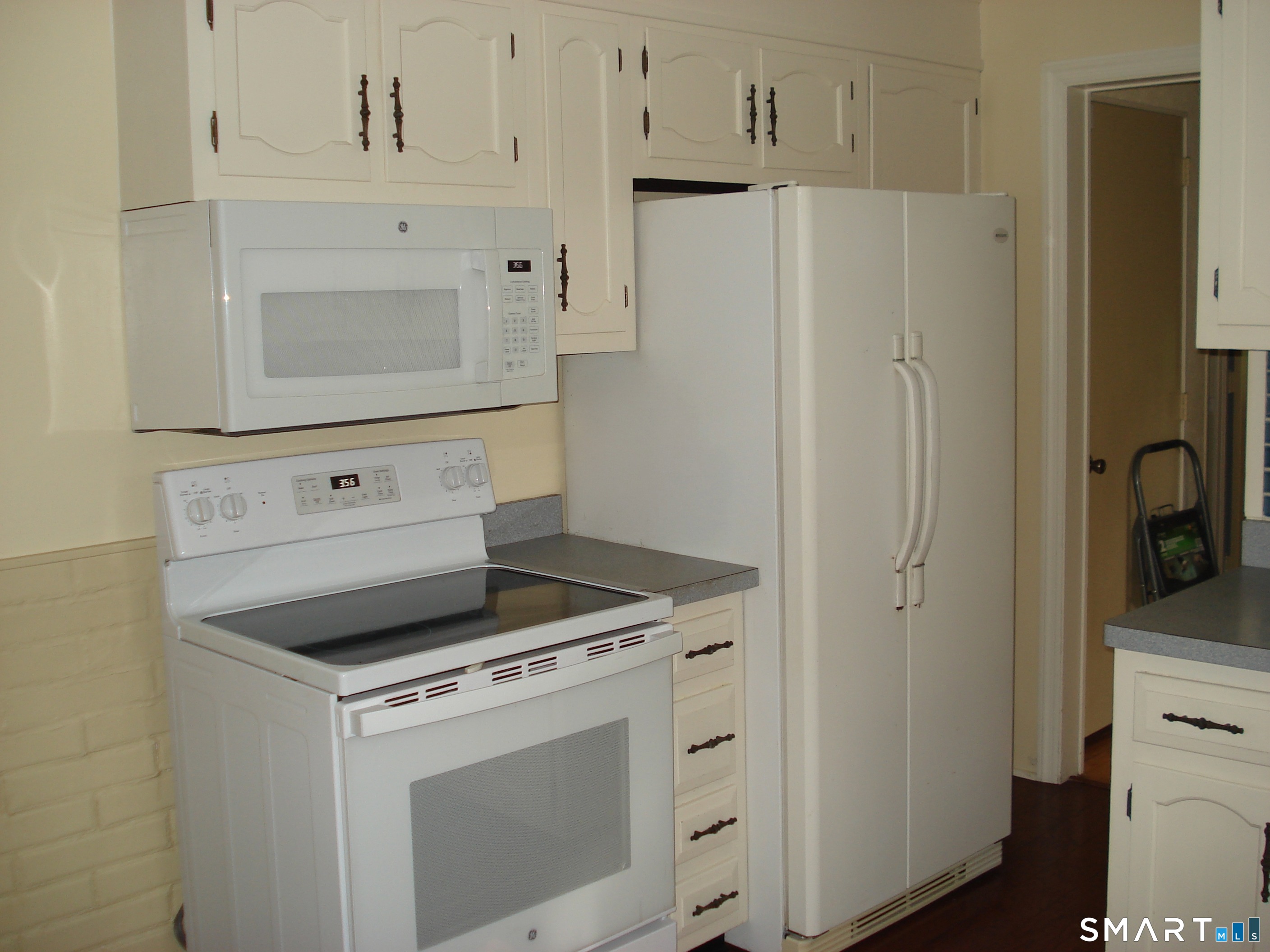 47 Lawlor Terrace Stratford CT 06614
