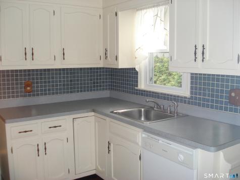 47 Lawlor Terrace Stratford CT 06614