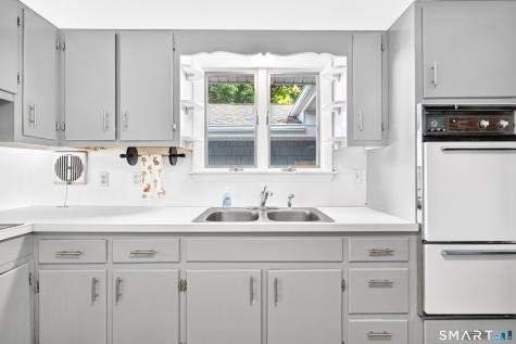 78 Arrowhead Road Brookfield CT 06804