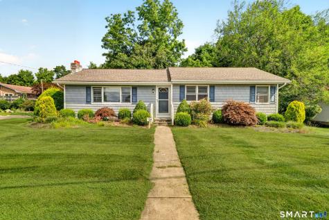 78 Arrowhead Road Brookfield CT 06804