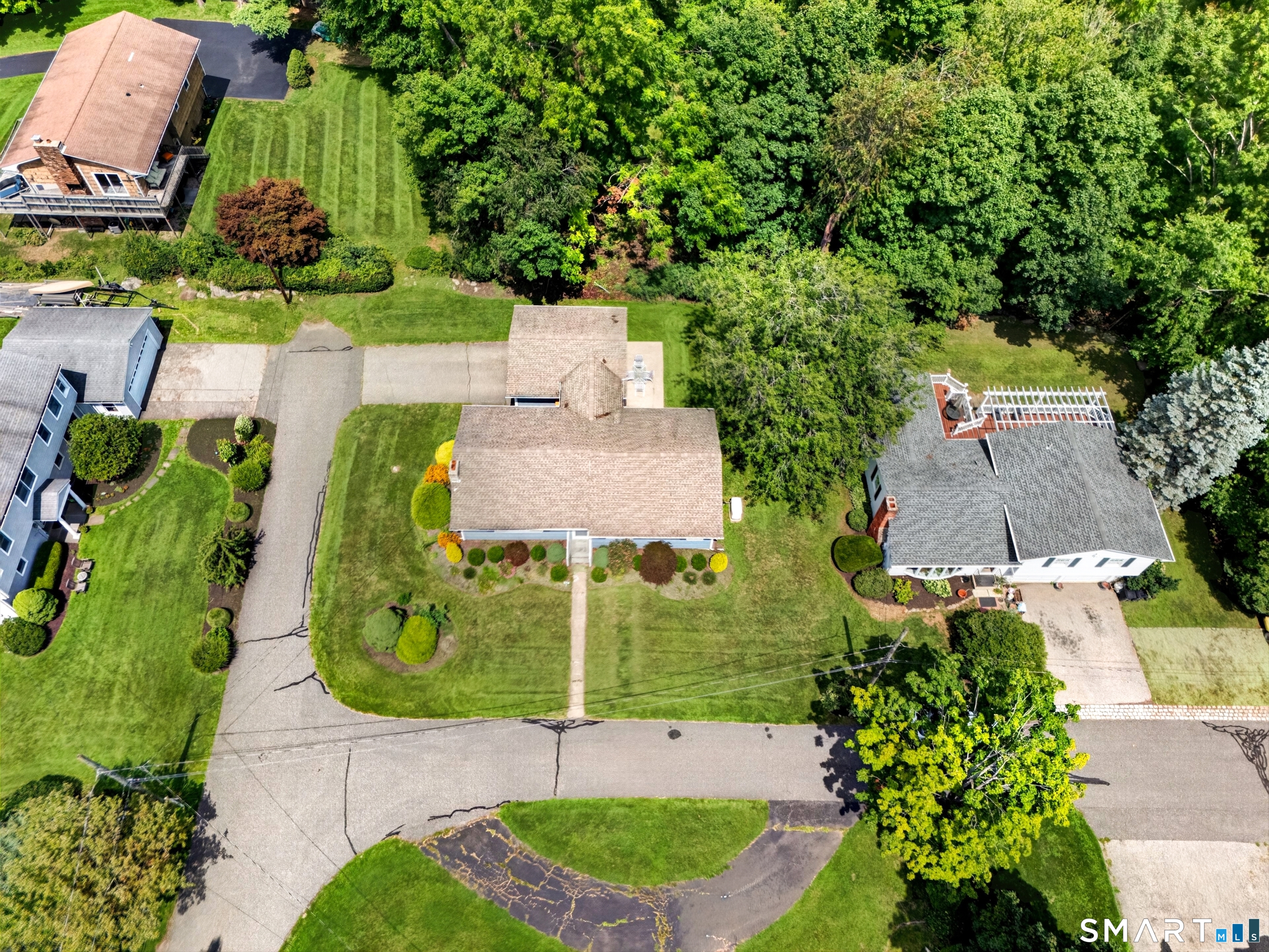 78 Arrowhead Road Brookfield CT 06804