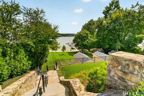 78 Arrowhead Road Brookfield CT 06804