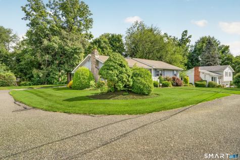 78 Arrowhead Road Brookfield CT 06804