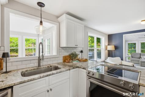 42 Kenneth Drive Vernon CT 06066
