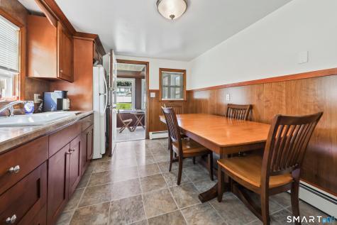 88 Carver Street Waterbury CT 06708