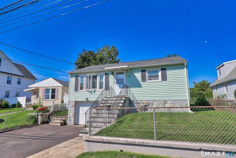 88 Carver Street Waterbury CT 06708