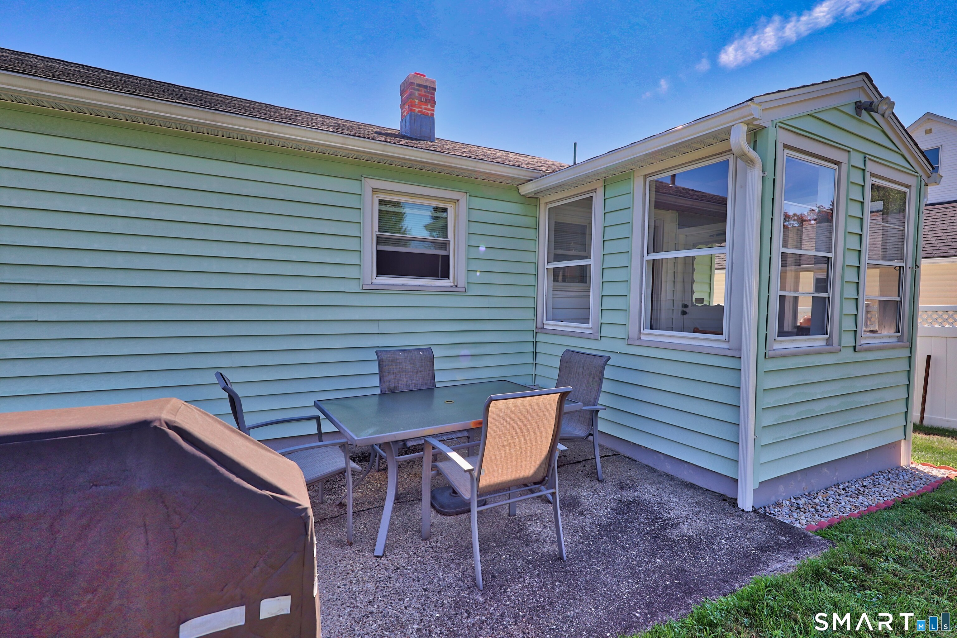 88 Carver Street Waterbury CT 06708