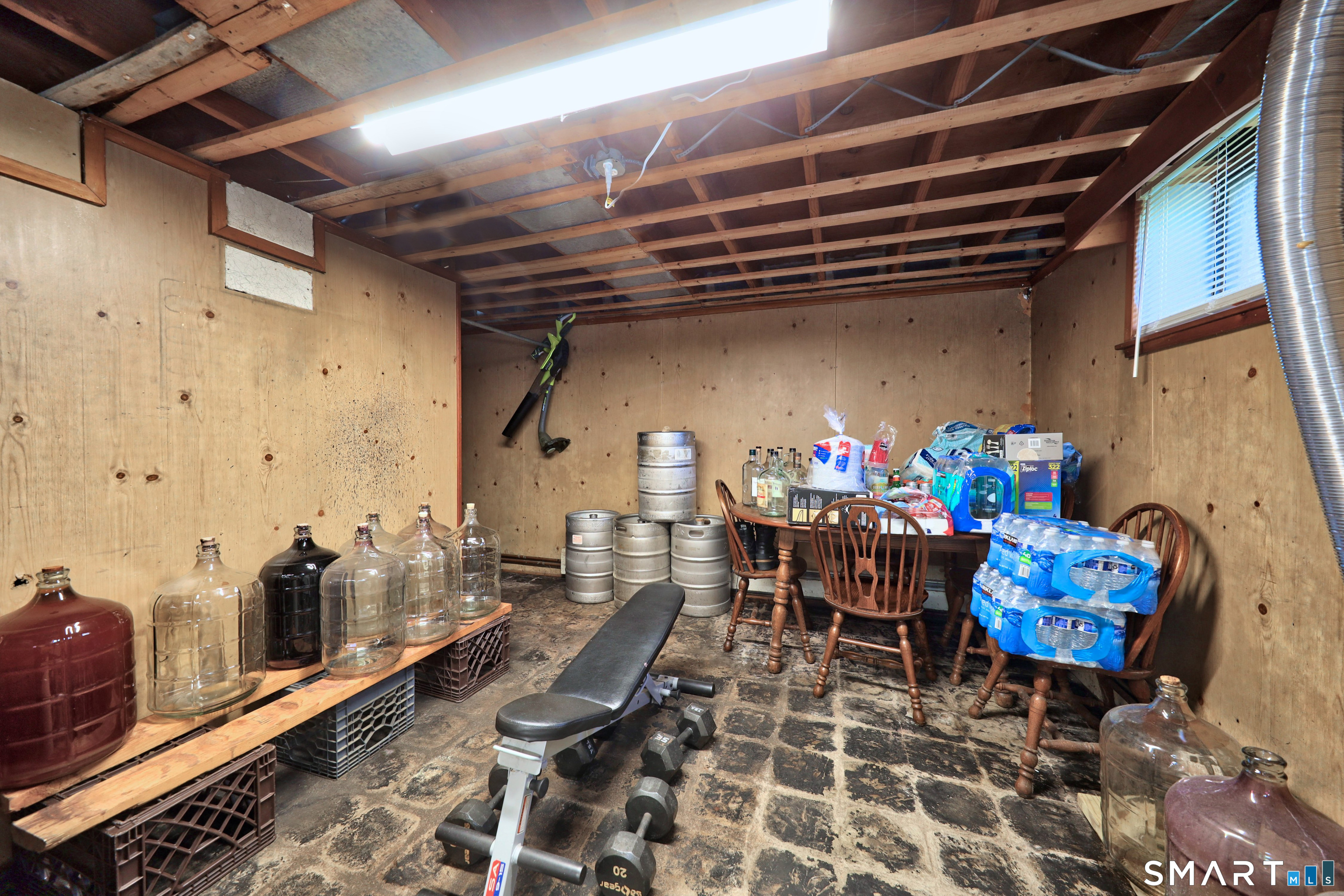 88 Carver Street Waterbury CT 06708