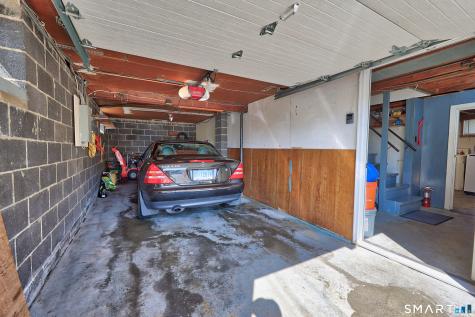 88 Carver Street Waterbury CT 06708