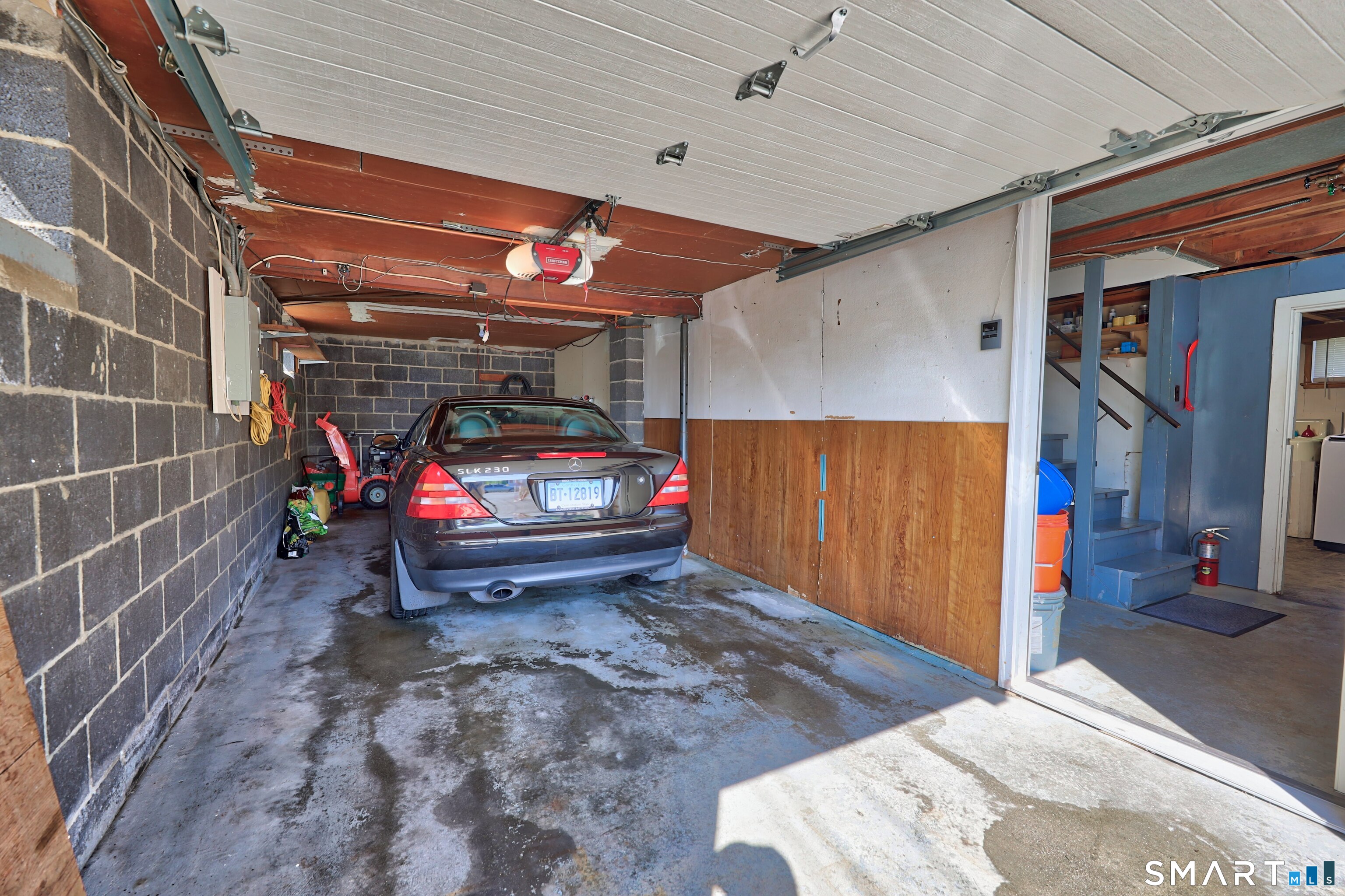 88 Carver Street Waterbury CT 06708