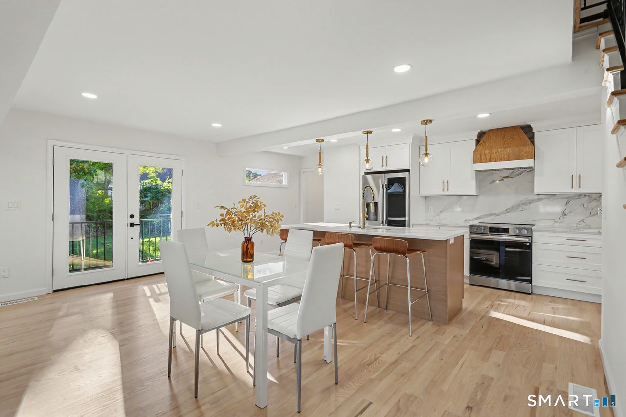 25 Summer Place Milford CT 06460