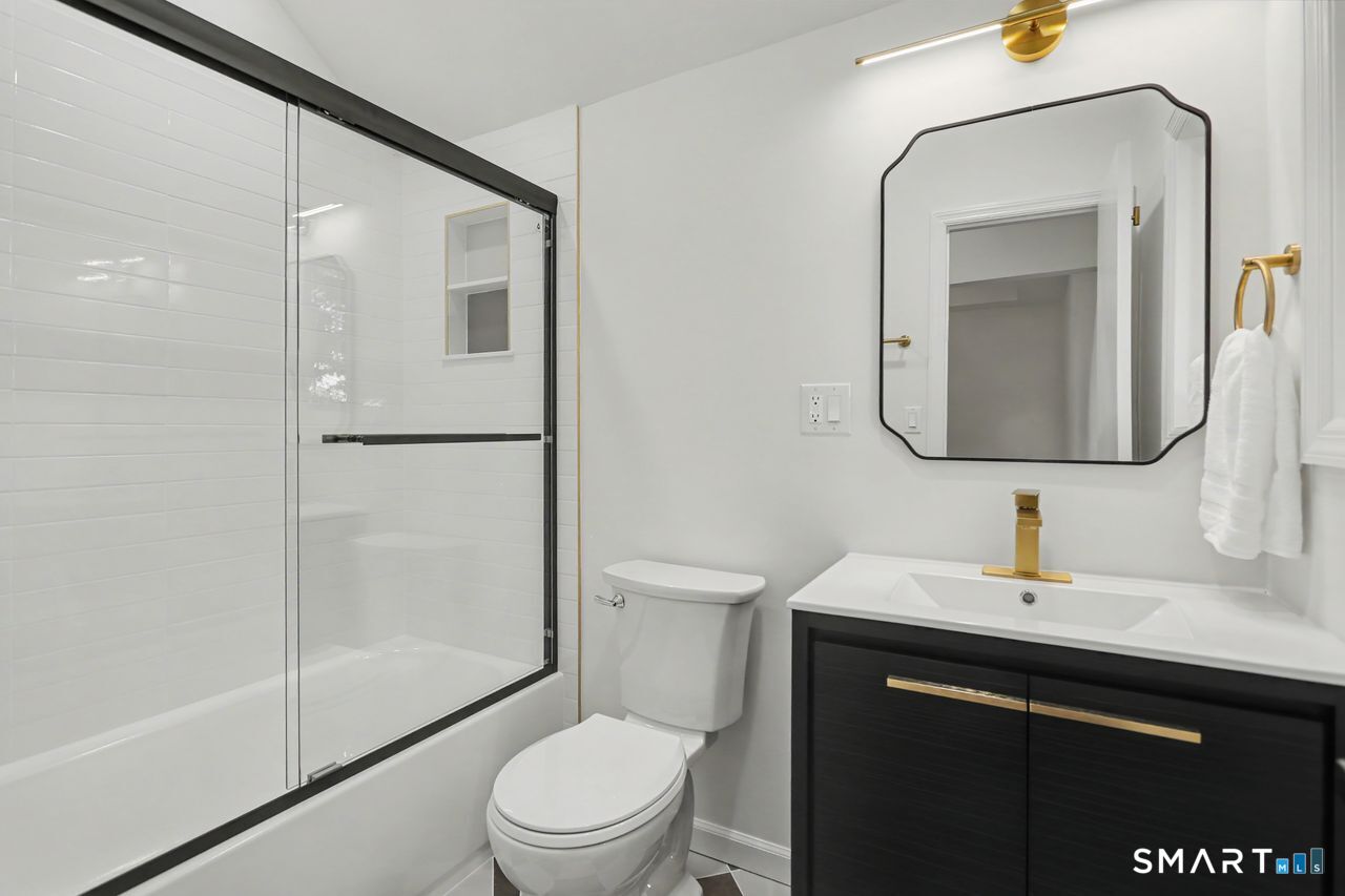 25 Summer Place Milford CT 06460