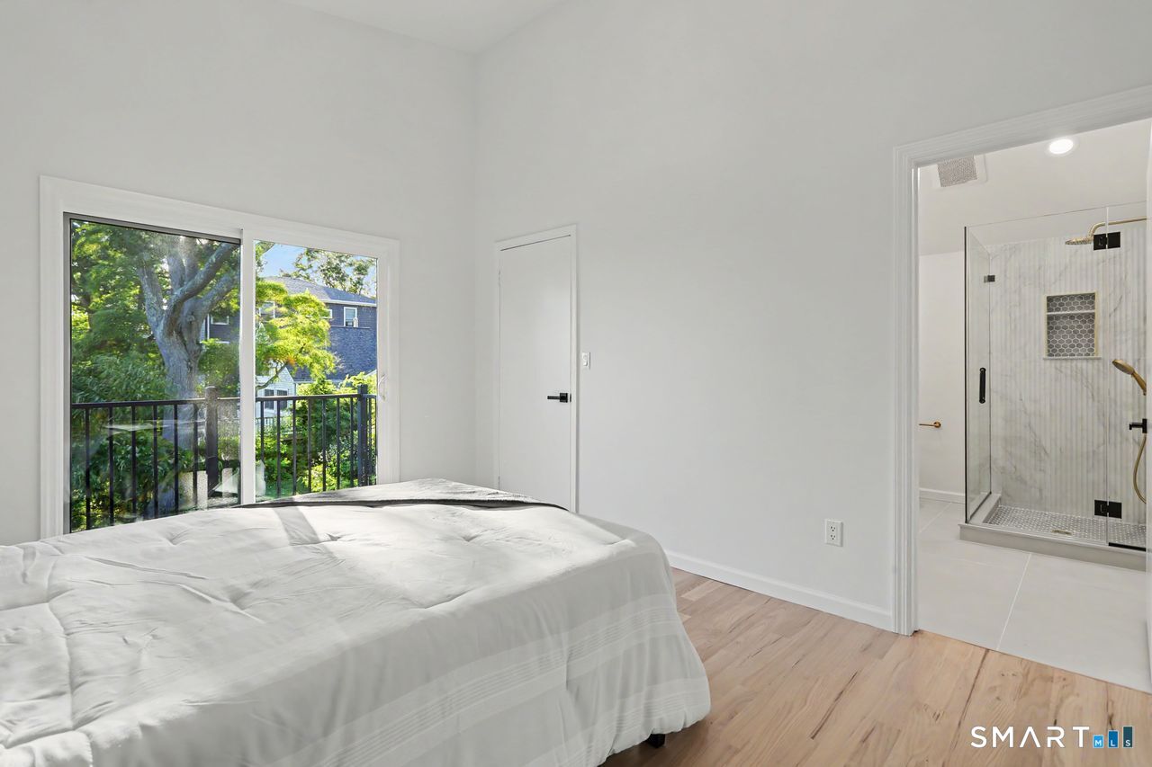 25 Summer Place Milford CT 06460