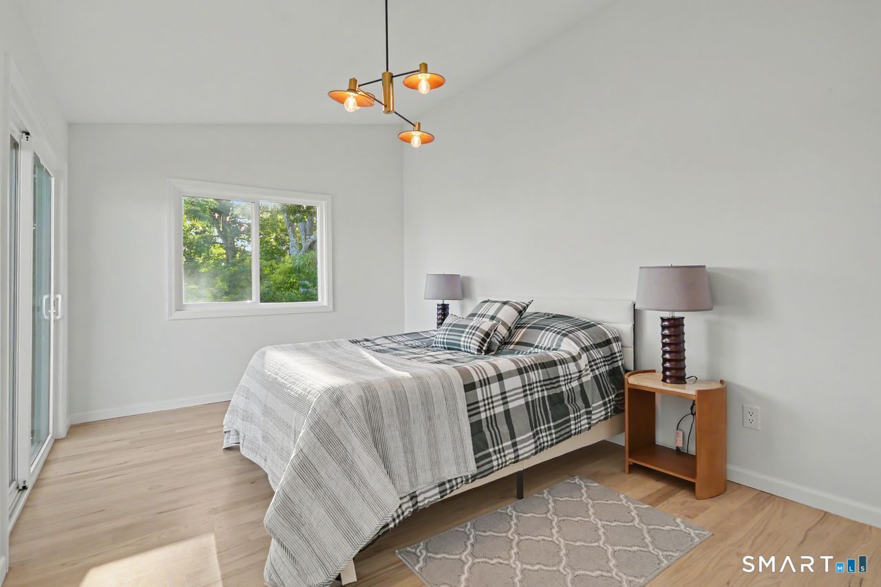 25 Summer Place Milford CT 06460