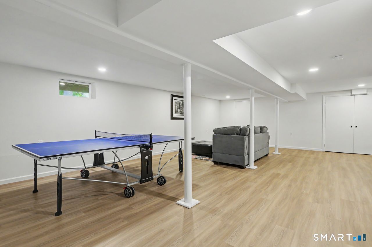 25 Summer Place Milford CT 06460