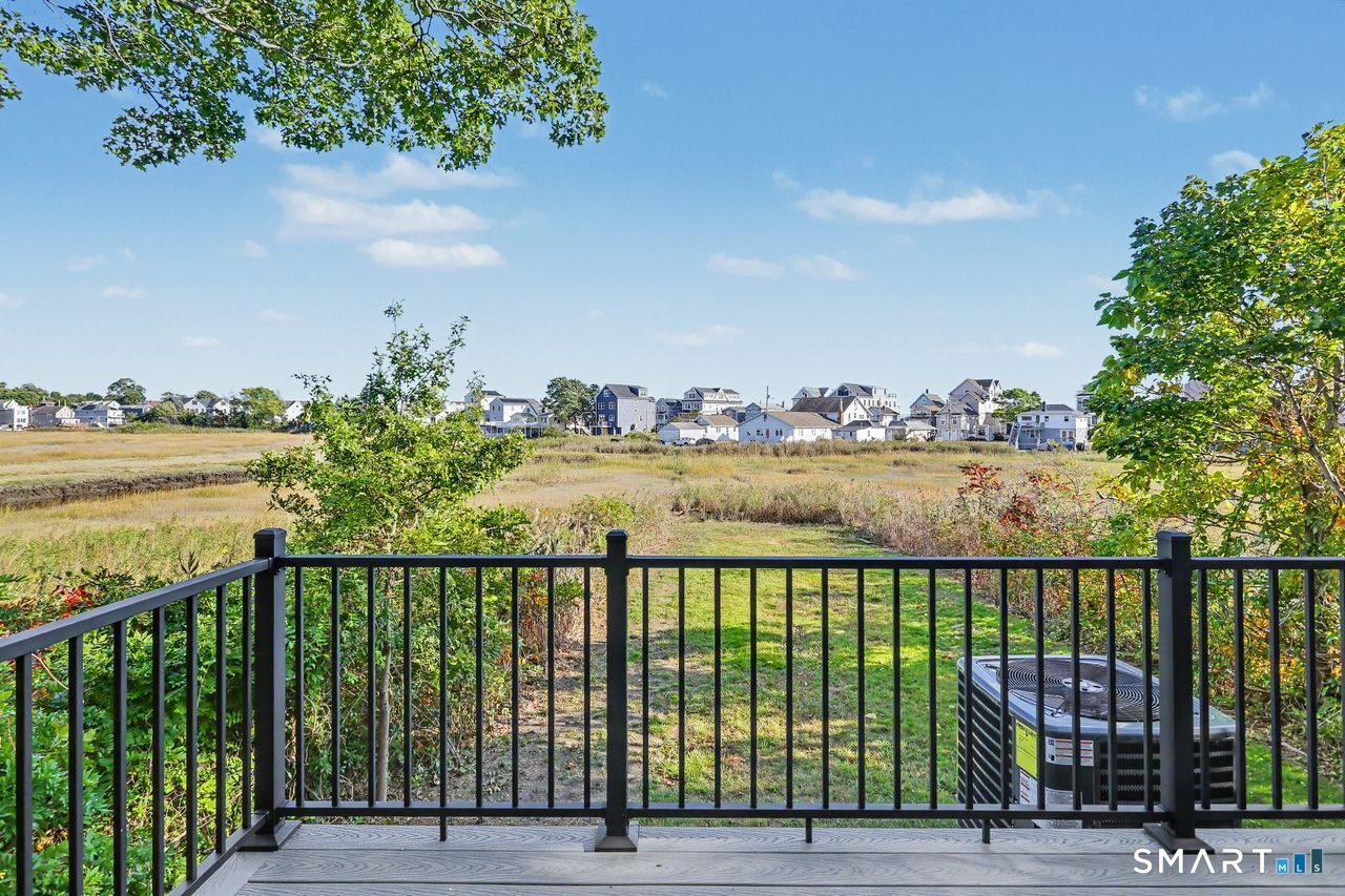 25 Summer Place Milford CT 06460