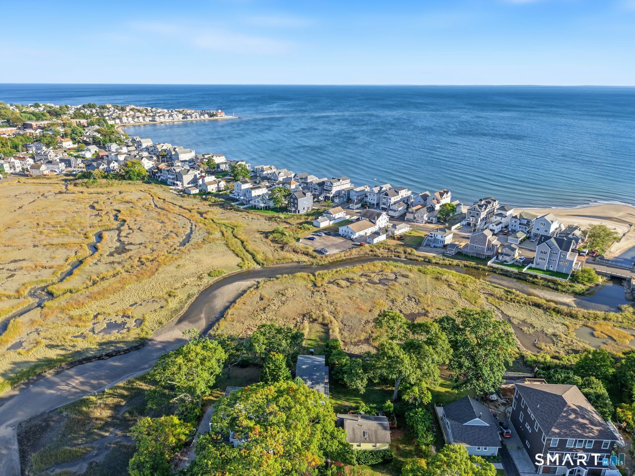 25 Summer Place Milford CT 06460