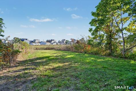 25 Summer Place Milford CT 06460