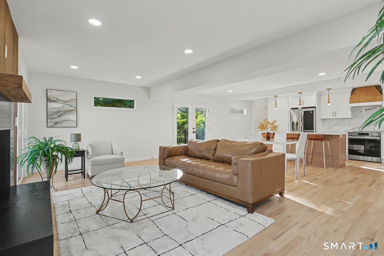 25 Summer Place Milford CT 06460