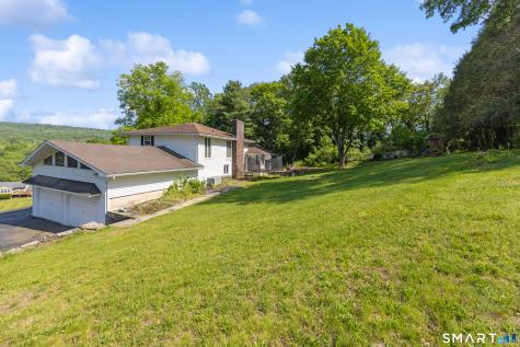 16 Indian Hill Road North Branford CT 06472