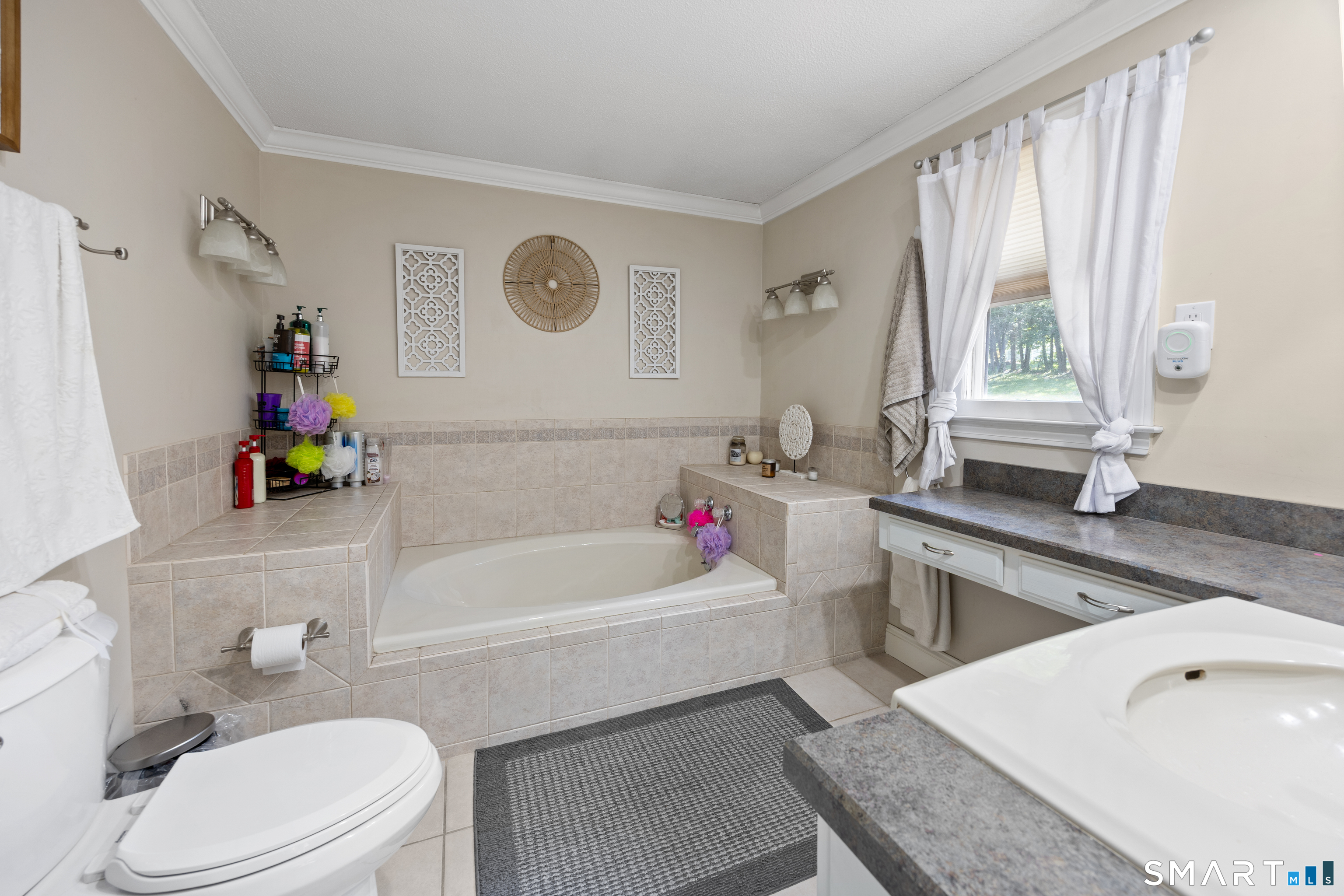 16 Indian Hill Road North Branford CT 06472