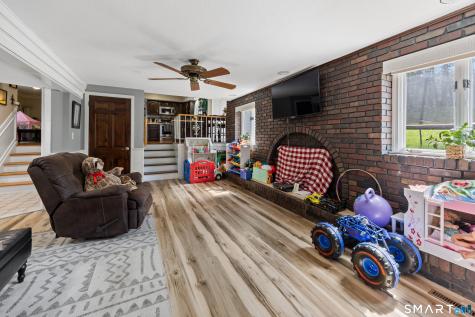 16 Indian Hill Road North Branford CT 06472