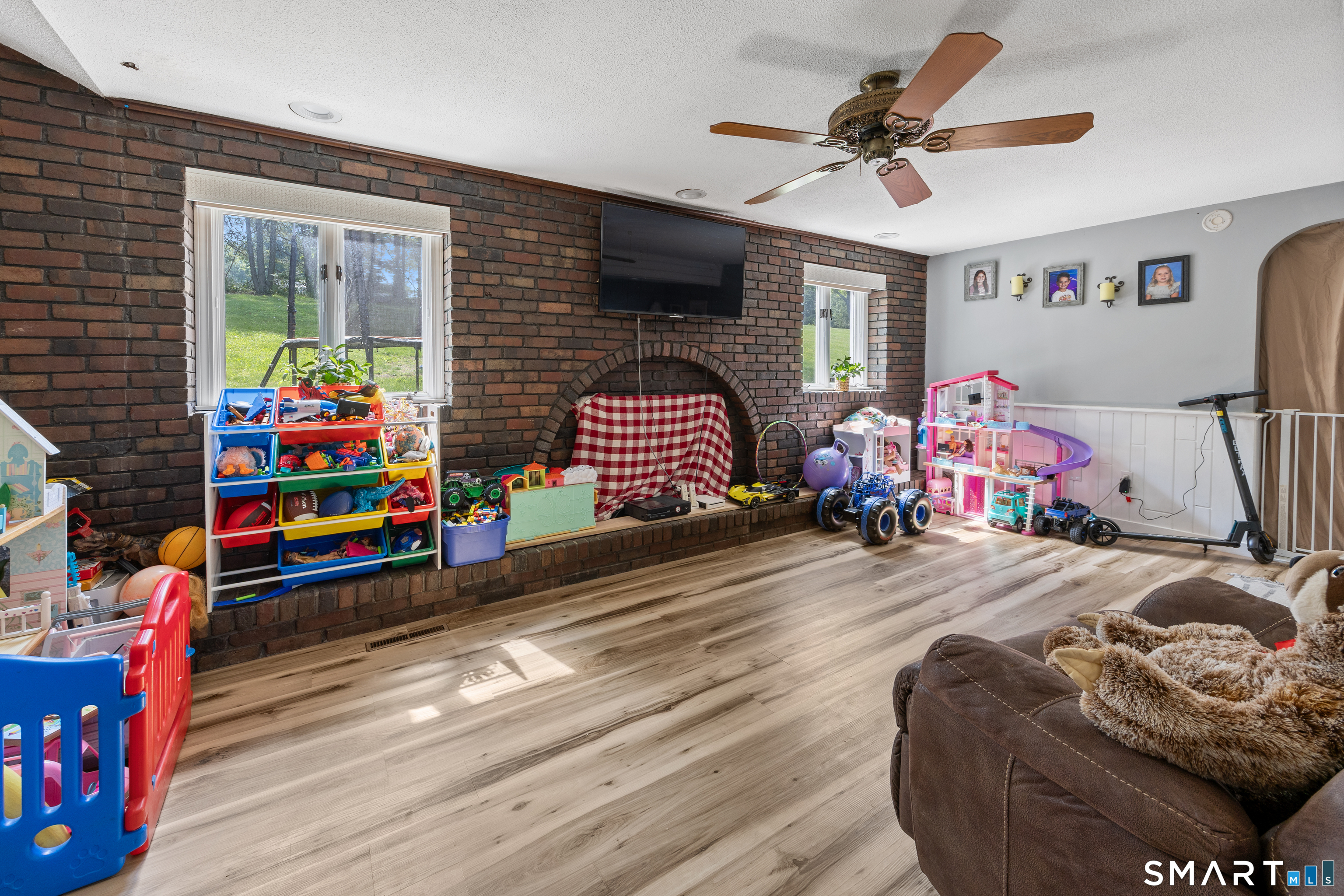 16 Indian Hill Road North Branford CT 06472