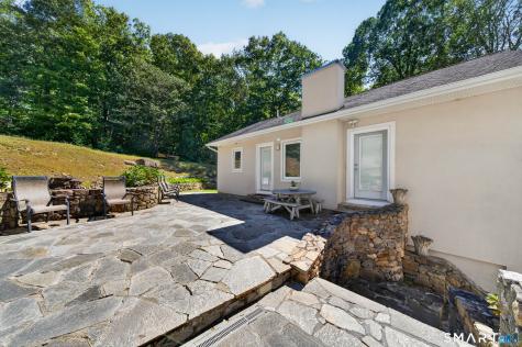 1 Hart Landing Guilford CT 06437