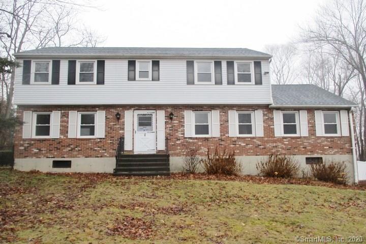 28 Deer Park Circle Waterbury CT 06708