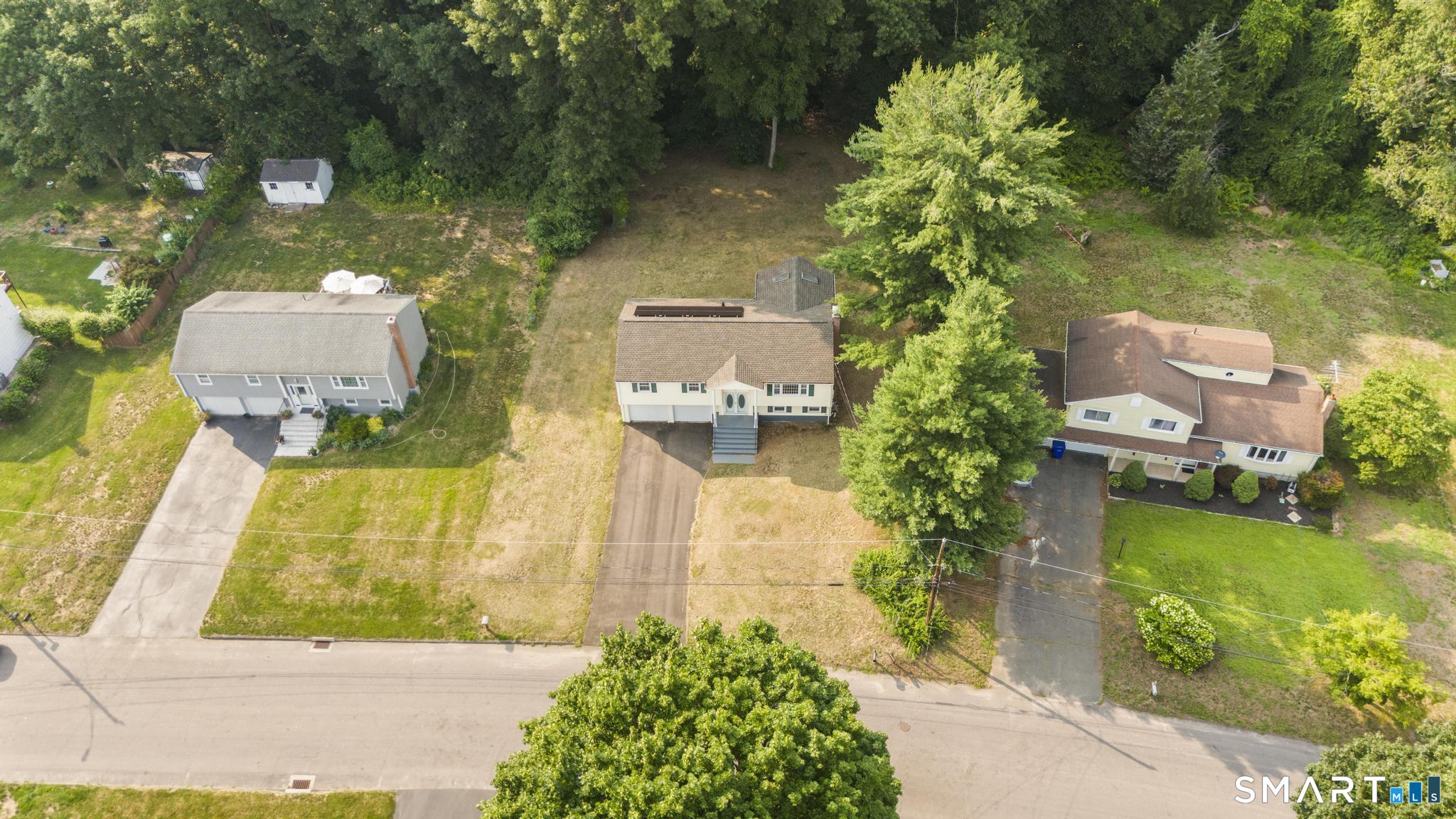 14 Briar Lane Bloomfield CT 06002